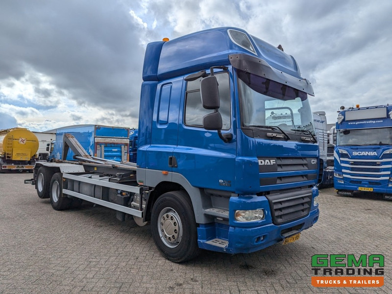 DAF FAS CF85.410 6x2 Euro5 FAS CF85.410 6x2 Spacecab Euro5 - HaakarmSysteem AJK 20T - KlapBumper - Vangmuilkoppeling - Lift-As (V816) - شاحنة ذات خطاف: صورة 3 DAF FAS CF85.410 6x2 Euro5 FAS CF85.410 6x2 Spacecab Euro5 - HaakarmSysteem AJK 20T - KlapBumper - Vangmuilkoppeling - Lift-As (V816) - شاحنة ذات خطاف: صورة 3