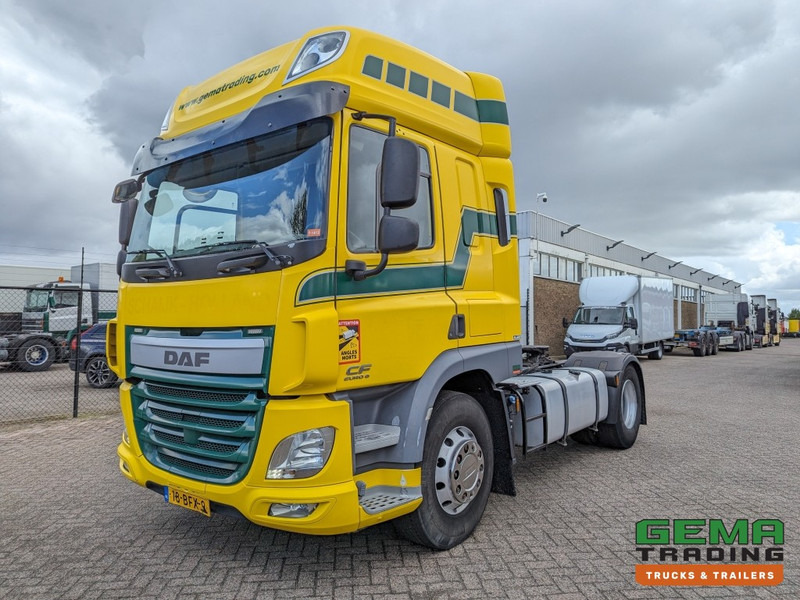 DAF FT CF400 4x2 Euro6 FT CF400 4x2 Spacecab Euro6 - (T1413) - وحدة جر: صورة 1 DAF FT CF400 4x2 Euro6 FT CF400 4x2 Spacecab Euro6 - (T1413) - وحدة جر: صورة 1