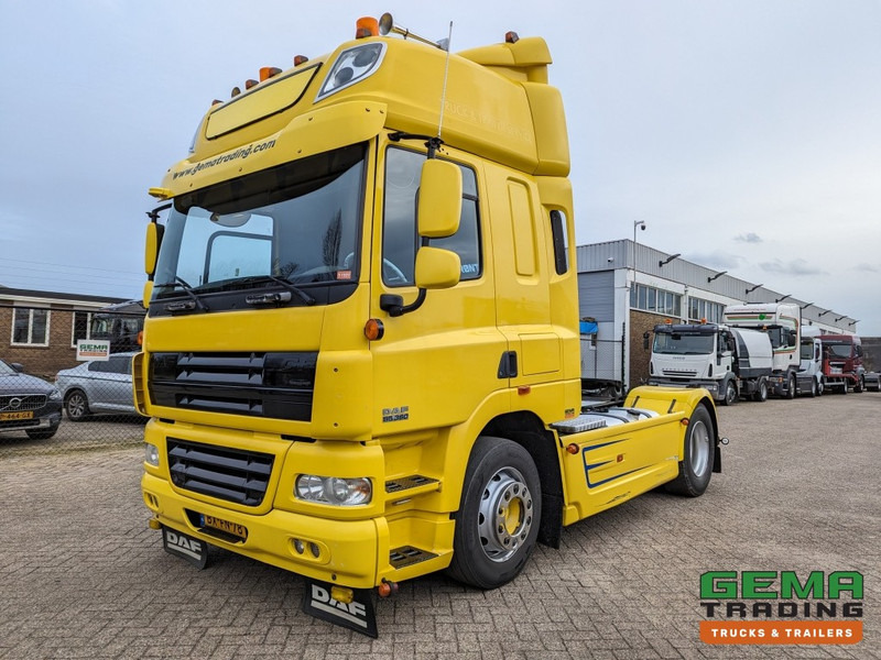 DAF FT CF85.360 4x2 Sleepcab Euro5 PTO Prep - 3-Spaaks stuur - Side Skirts - NATO (T1327) - وحدة جر: صورة 1 DAF FT CF85.360 4x2 Sleepcab Euro5 PTO Prep - 3-Spaaks stuur - Side Skirts - NATO (T1327) - وحدة جر: صورة 1