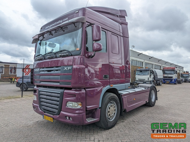 DAF FT XF105.410 4x2 Euro5 FT XF105.410 4x2 SpaceCab Euro5 - Side Skirts - Spare Wheel - Original Holland truck - وحدة جر: صورة 1 DAF FT XF105.410 4x2 Euro5 FT XF105.410 4x2 SpaceCab Euro5 - Side Skirts - Spare Wheel - Original Holland truck - وحدة جر: صورة 1