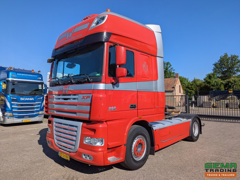 DAF FT XF105.460 4x2 Superspacecab Euro5 - Standairco - Groot brandstoffilter - 07/2025 APK - وحدة جر: صورة 1 DAF FT XF105.460 4x2 Superspacecab Euro5 - Standairco - Groot brandstoffilter - 07/2025 APK - وحدة جر: صورة 1