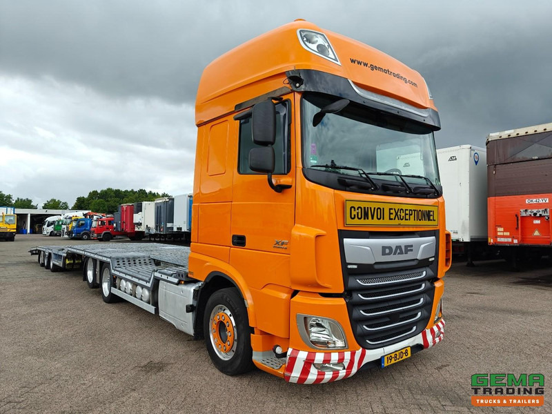 DAF XF 440 FAS 6x2 SuperSpaceCab Euro6C - Retarder + Recker 3-Assige Aanhanger - Wielkuipen - Hydraulische knik en uitschuifbaar - 02/2026 APK - شاحنة نقل سيارات شاحنة: صورة 4 DAF XF 440 FAS 6x2 SuperSpaceCab Euro6C - Retarder + Recker 3-Assige Aanhanger - Wielkuipen - Hydraulische knik en uitschuifbaar - 02/2026 APK - شاحنة نقل سيارات شاحنة: صورة 4