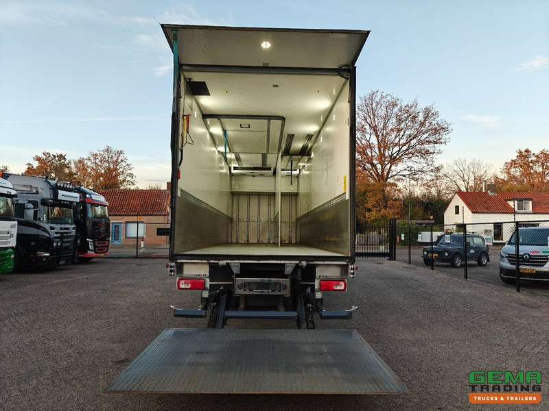 DAF XF 450 FAS 6x2 Superspacecab Euro6 - Koel-VriesBak 9.5m + Carrier Supra 1250Mt + Laadklep 2500kg - 331.000km Origineel! - شاحنة الفريزر: صورة 5 DAF XF 450 FAS 6x2 Superspacecab Euro6 - Koel-VriesBak 9.5m + Carrier Supra 1250Mt + Laadklep 2500kg - 331.000km Origineel! - شاحنة الفريزر: صورة 5