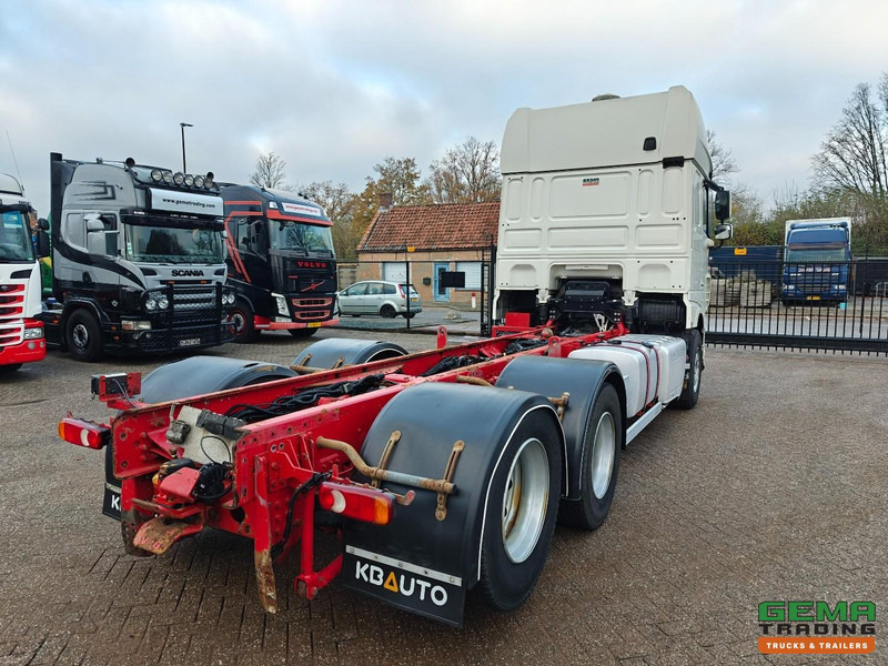 DAF XF 510 FAS 6x2 Superspacecab Euro6 - Retarder - Vollucht - 10Tires - ChassisCabine - LiftAs - VBG Vangmuilkoppeling - Navi - شاحنة هيكل كابينة: صورة 3 DAF XF 510 FAS 6x2 Superspacecab Euro6 - Retarder - Vollucht - 10Tires - ChassisCabine - LiftAs - VBG Vangmuilkoppeling - Navi - شاحنة هيكل كابينة: صورة 3