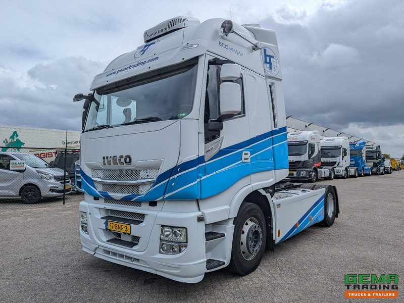 وحدة جر Iveco Stralis 420 Hi-Way 4x2 Euro6C - Dubbele tanks - Standairco - Smart tacho 2: صورة 1