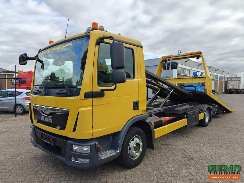 MAN TGL 12.250 4x2 Dagcabine (3 pl) Euro6B - Jige Simplex 5T + Lier 3.5T + Bril 3000kg - 06/2026 APK - شاحنة سحب: صورة 1 MAN TGL 12.250 4x2 Dagcabine (3 pl) Euro6B - Jige Simplex 5T + Lier 3.5T + Bril 3000kg - 06/2026 APK - شاحنة سحب: صورة 1