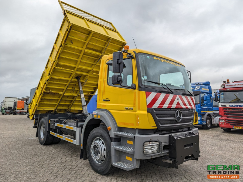 Mercedes-Benz Axor 1828 4x2 Daycab Euro3 - Kipper - Voll Bladvering - 56.087 km Origineel! - شاحنة قلاب: صورة 4 Mercedes-Benz Axor 1828 4x2 Daycab Euro3 - Kipper - Voll Bladvering - 56.087 km Origineel! - شاحنة قلاب: صورة 4