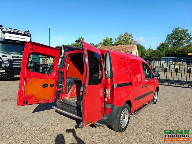 Mercedes-Benz Citan 108 CDI BlueEFFICIENCY Euro5L - Airco - 4-Seizoensbanden - Bluetooth Radio - فان المدمجة: صورة 2 Mercedes-Benz Citan 108 CDI BlueEFFICIENCY Euro5L - Airco - 4-Seizoensbanden - Bluetooth Radio - فان المدمجة: صورة 2