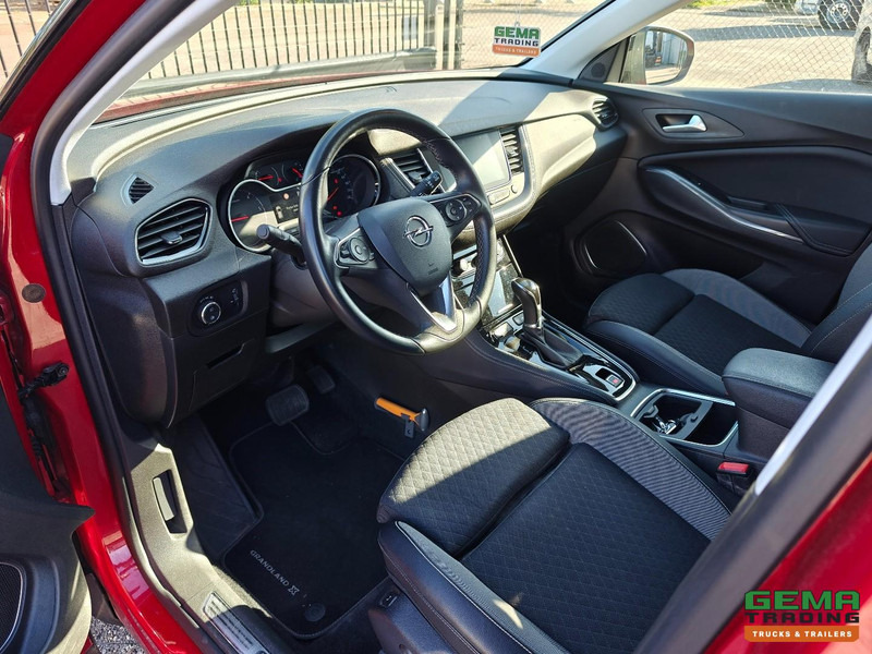Opel Grandland X 1.5 CDTi - Euro6 BG - Automaat - 4-Seizoens Banden - NIEUWE MOTOR met 3 jaar garantie - 06/2026 APK - سيارة: صورة 5 Opel Grandland X 1.5 CDTi - Euro6 BG - Automaat - 4-Seizoens Banden - NIEUWE MOTOR met 3 jaar garantie - 06/2026 APK - سيارة: صورة 5