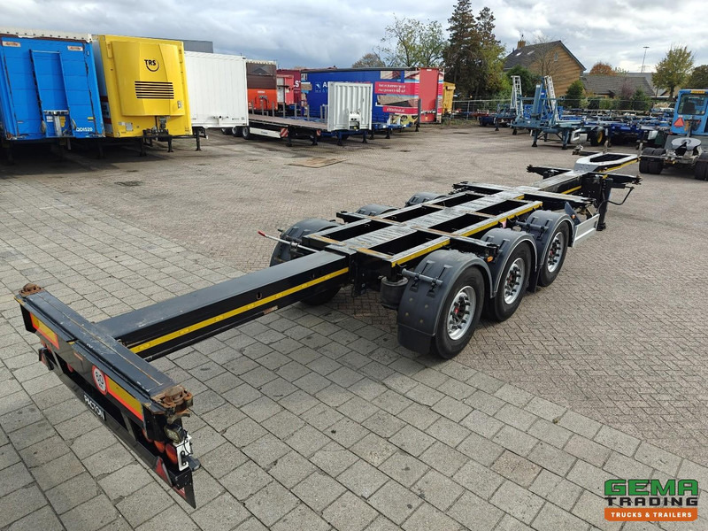Pacton TXC343 3-Assen SAF - Schijfremmen - LiftAs - VasteKop - Alle Aansluitingen - 4740KG - نصف مقطورة لنقل الحاويات: صورة 3 Pacton TXC343 3-Assen SAF - Schijfremmen - LiftAs - VasteKop - Alle Aansluitingen - 4740KG - نصف مقطورة لنقل الحاويات: صورة 3