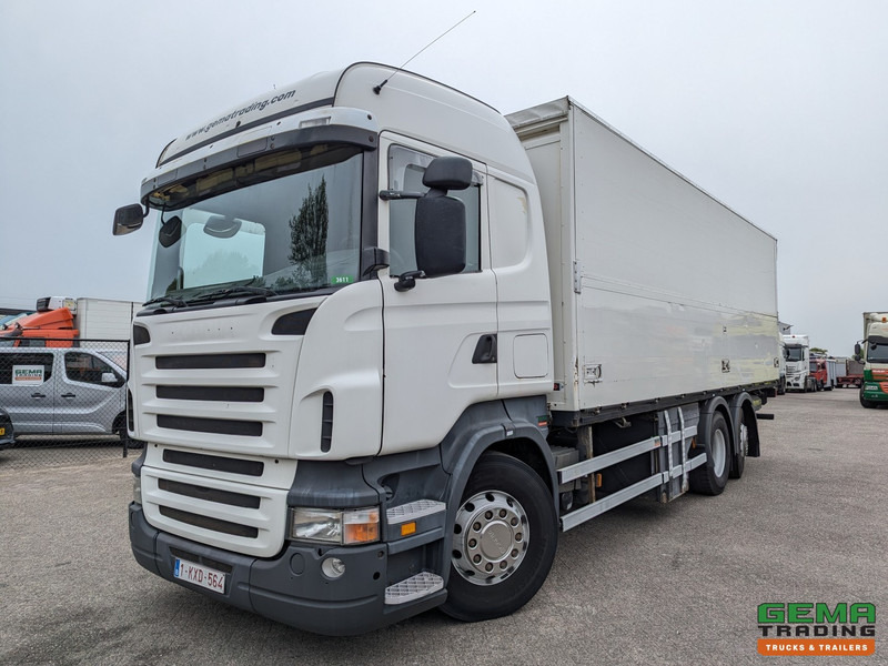Scania R420 6x2/4 Highline Euro5 - Geslotenbak 7.76m - Laadklep 2000kg - 09/2025APK - شاحنة مقفلة: صورة 1 Scania R420 6x2/4 Highline Euro5 - Geslotenbak 7.76m - Laadklep 2000kg - 09/2025APK - شاحنة مقفلة: صورة 1