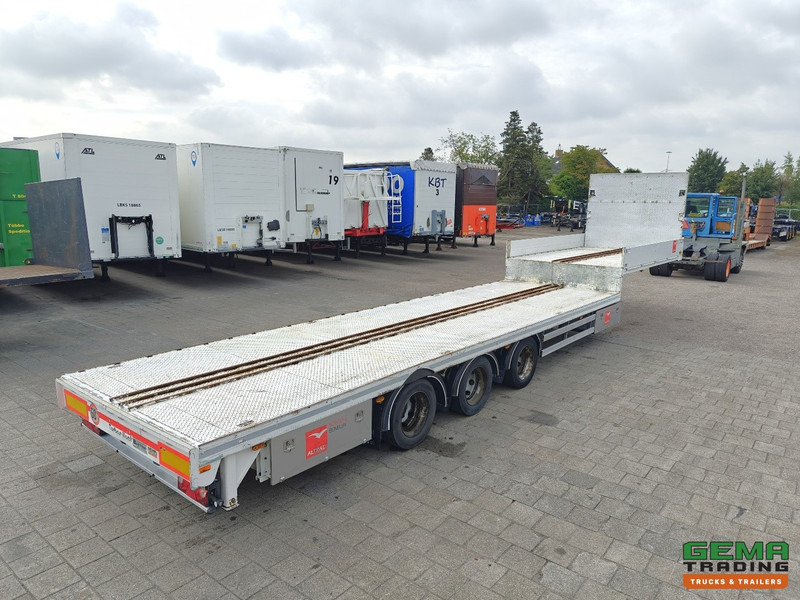 TURBO'S HOET OPT/3AT/39/06S Semi-Dieplader - 3-Assen SAF - Lift-As - Naloop As - عربة منخفضة مسطحة نصف مقطورة: صورة 2 TURBO'S HOET OPT/3AT/39/06S Semi-Dieplader - 3-Assen SAF - Lift-As - Naloop As - عربة منخفضة مسطحة نصف مقطورة: صورة 2