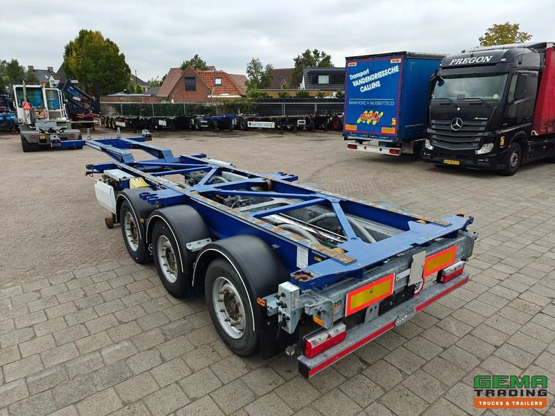 Van Hool A3C002 3-Assen JOST - Schijfremmen - Alle aansluitingen / Universeel chassis - TOP! - 10 stuks op Voorraad - نصف مقطورة لنقل الحاويات: صورة 3 Van Hool A3C002 3-Assen JOST - Schijfremmen - Alle aansluitingen / Universeel chassis - TOP! - 10 stuks op Voorraad - نصف مقطورة لنقل الحاويات: صورة 3