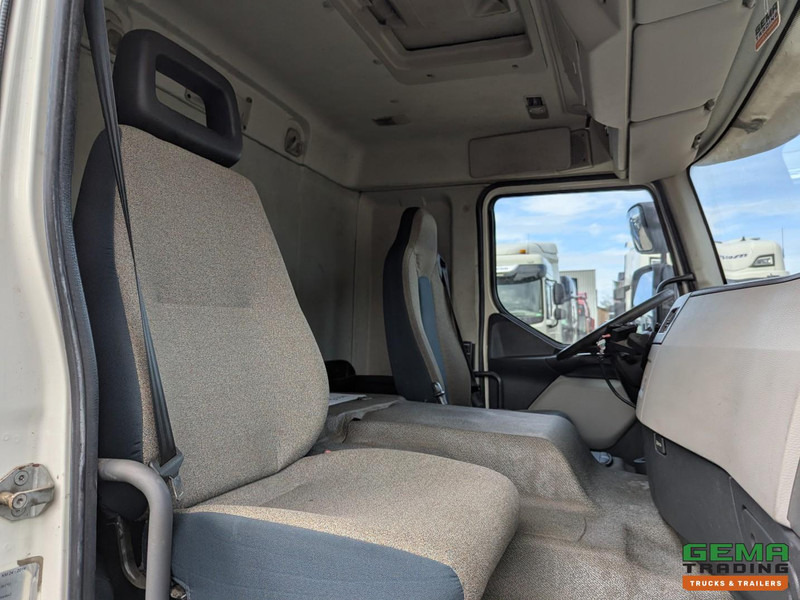 شاحنة ستارة Volvo FE 280 4x2 Dagcab Euro6 - 6 CIL - Schuifzeilenbak 8.6m + Laadklep 2000kg: صورة 18 شاحنة ستارة Volvo FE 280 4x2 Dagcab Euro6 - 6 CIL - Schuifzeilenbak 8.6m + Laadklep 2000kg: صورة 18