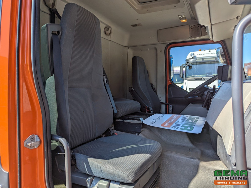 شاحنة النفايات Volvo FE 300 EEV 6x2/4 Dagcab Euro5 EEV K - Zoeller Ekopres Medium XL - 10/2025APK: صورة 17