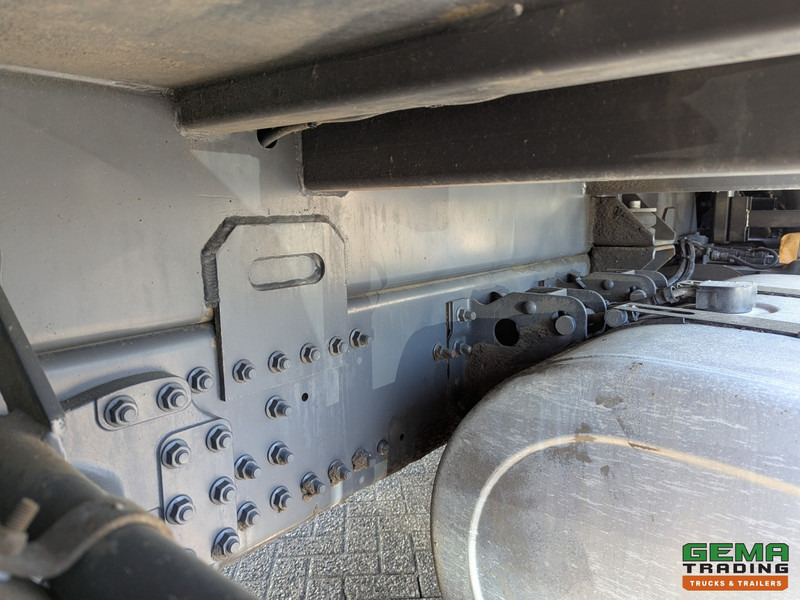 شاحنة النفايات Volvo FE 300 EEV 6x2/4 Dagcab Euro5 EEV K - Zoeller Ekopres Medium XL - 10/2025APK: صورة 18