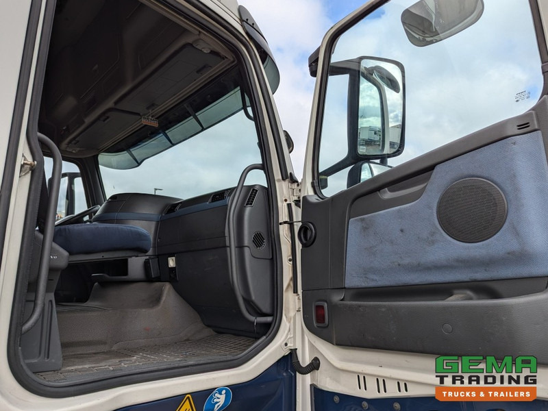 وحدة جر Volvo FH400 4x2 Euro5 FH400 4x2 Globetrotter Euro5  - ADR FL AT OX  (T1513): صورة 12