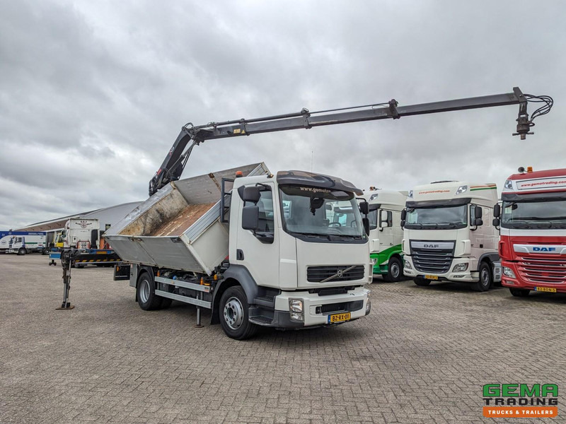 Volvo FL240 4x2 Dagcab Euro5 - 2 Zijdige Kipper + Kraan Hiab 088ES-3 HIDUO - RadioGrafisch - 39.900KM! - 11/2025APK - شاحنة قلاب, شاحنة كرين: صورة 2 Volvo FL240 4x2 Dagcab Euro5 - 2 Zijdige Kipper + Kraan Hiab 088ES-3 HIDUO - RadioGrafisch - 39.900KM! - 11/2025APK - شاحنة قلاب, شاحنة كرين: صورة 2