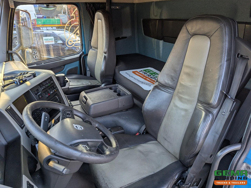 Volvo FM 460 6x2/4 Globetrotter Euro6 - JOAB PortaalSysteem 18T - Uitschuifbaar - Afstandbediening - VangmuilKoppeling - شاحنة نقل المخلفات: صورة 5 Volvo FM 460 6x2/4 Globetrotter Euro6 - JOAB PortaalSysteem 18T - Uitschuifbaar - Afstandbediening - VangmuilKoppeling - شاحنة نقل المخلفات: صورة 5