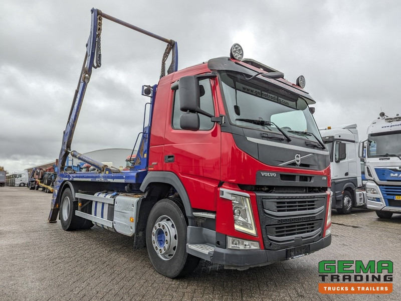 Volvo FM330 4x2 Daycab Euro6 JOAB PortaalSysteem 14T - Extendable - 251.000km - شاحنة نقل المخلفات: صورة 2 Volvo FM330 4x2 Daycab Euro6 JOAB PortaalSysteem 14T - Extendable - 251.000km - شاحنة نقل المخلفات: صورة 2