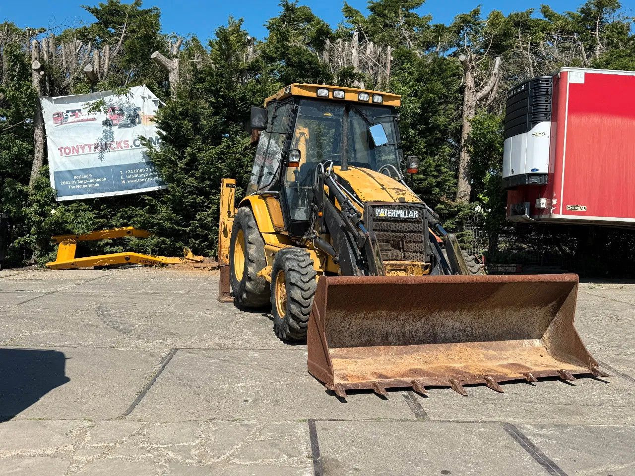CAT Caterpillar 438C 4X4 Backhoe Loader - جرافة حفار: صورة 1 CAT Caterpillar 438C 4X4 Backhoe Loader - جرافة حفار: صورة 1
