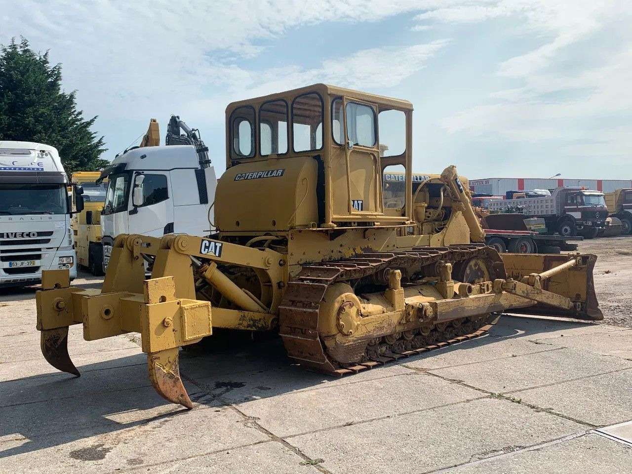 CAT Caterpillar D7E Bulldozer with ripper CLUTCH DEF CAT D7E Bulldozer with ripper CLUTCH DEFECT - جرافة: صورة 4 CAT Caterpillar D7E Bulldozer with ripper CLUTCH DEF CAT D7E Bulldozer with ripper CLUTCH DEFECT - جرافة: صورة 4