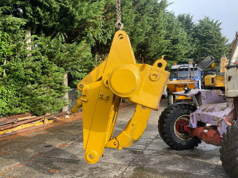 Caterpillar Ripper compatible with D7R and D7H Ripper compatible with D7R and D7H - ريبر - آلات البناء: صورة 2 Caterpillar Ripper compatible with D7R and D7H Ripper compatible with D7R and D7H - ريبر - آلات البناء: صورة 2