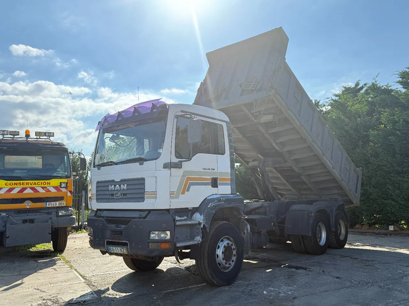 MAN TGA 26.360 6X4 Tipper Spring/Spring ZF Manual gear EURO3 - شاحنة قلاب: صورة 2 MAN TGA 26.360 6X4 Tipper Spring/Spring ZF Manual gear EURO3 - شاحنة قلاب: صورة 2