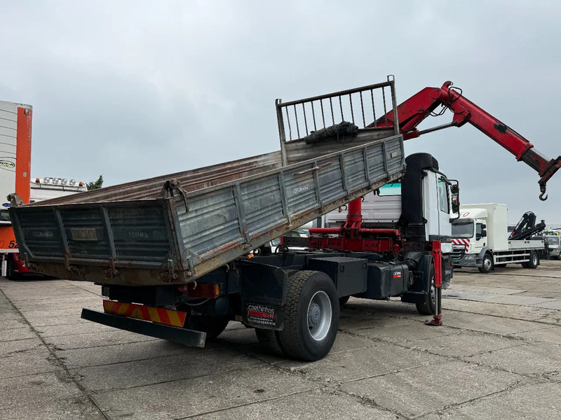Mercedes-Benz Actros 1831 V6 4X2 Tipper + crane EPS Manual Gearbox 3 peddal - شاحنة قلاب, شاحنة كرين: صورة 4 Mercedes-Benz Actros 1831 V6 4X2 Tipper + crane EPS Manual Gearbox 3 peddal - شاحنة قلاب, شاحنة كرين: صورة 4