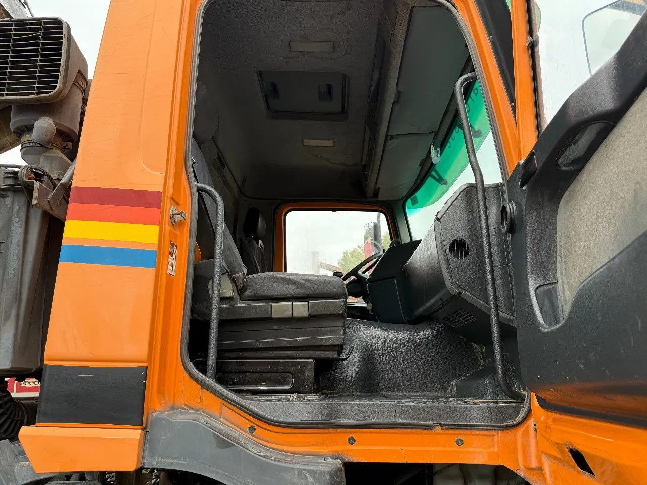 شاحنة قلاب Mercedes-Benz Actros 4140 V6 8X4 Tipper Spring/Spring Manual G: صورة 11