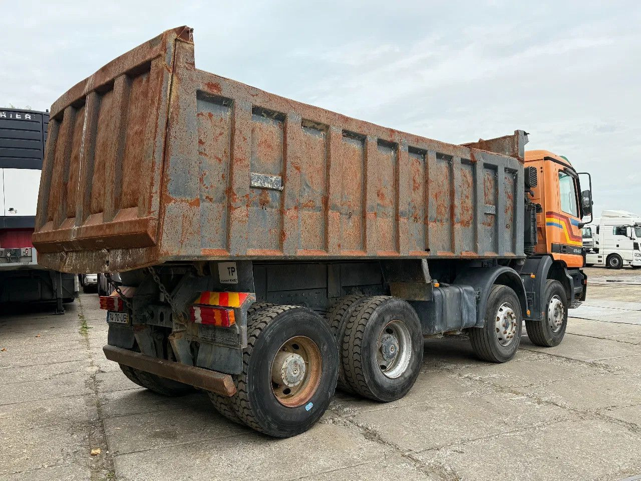 شاحنة قلاب Mercedes-Benz Actros 4140 V6 8X4 Tipper Spring/Spring Manual G: صورة 23