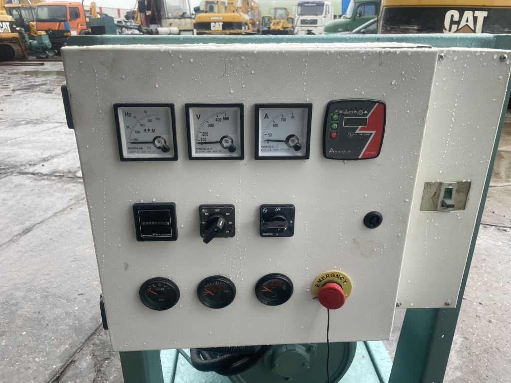 Perkins 85 KVA Generator 3 Phase - مجموعة المولدات: صورة 5 Perkins 85 KVA Generator 3 Phase - مجموعة المولدات: صورة 5
