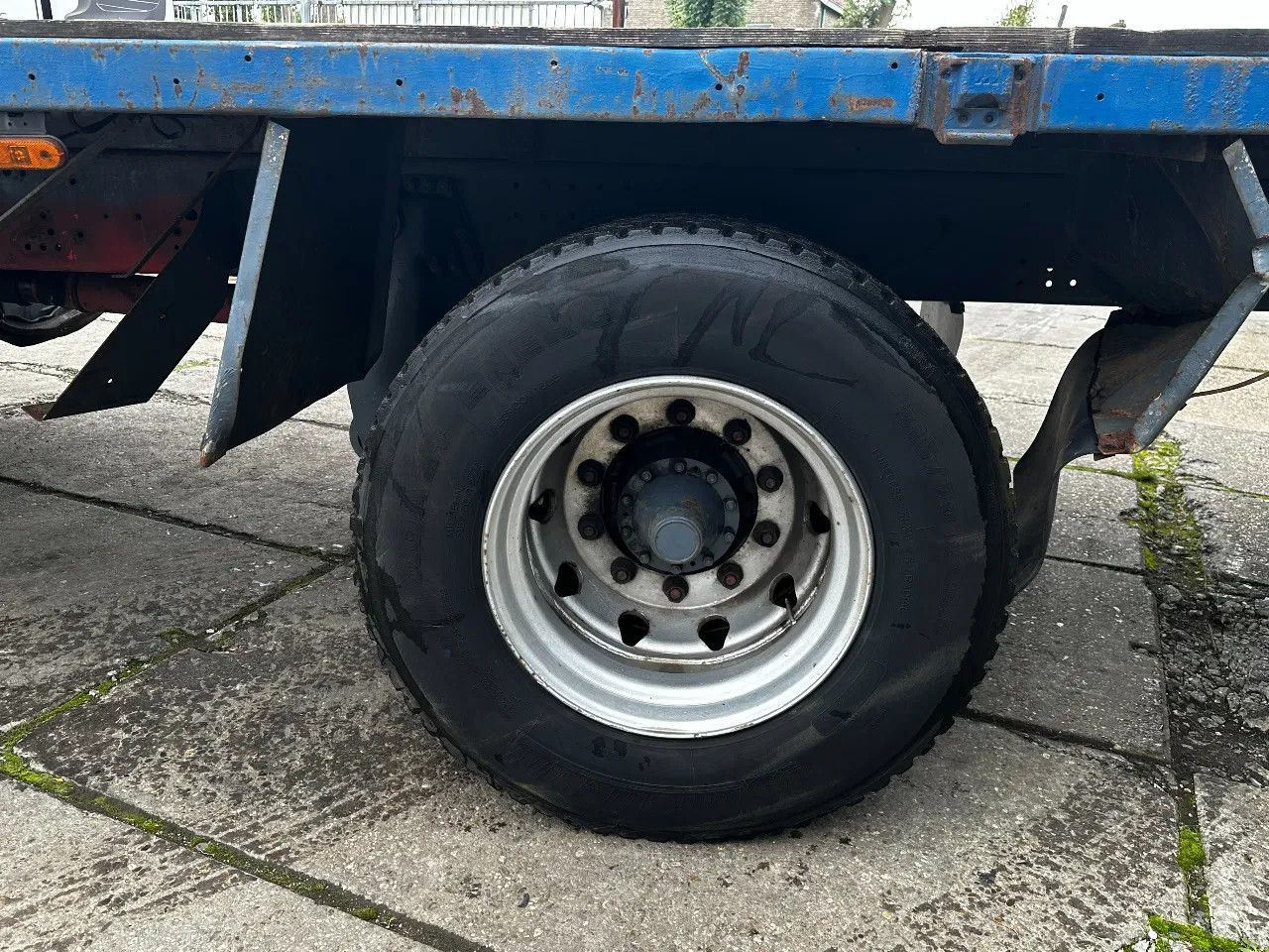Scania P113-360 4X2 Platform Manual Gear Retarder Scania P113-360 4X2 Platform Manual Gear Retarder - شاحنات مسطحة: صورة 5 Scania P113-360 4X2 Platform Manual Gear Retarder Scania P113-360 4X2 Platform Manual Gear Retarder - شاحنات مسطحة: صورة 5