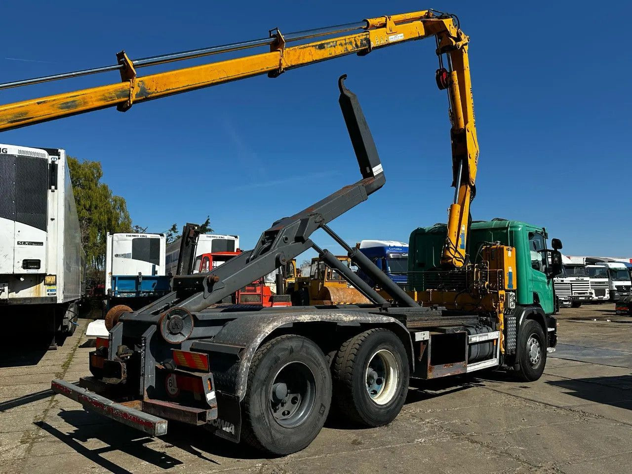 Scania P114-380 6X2 Ampirol + Heila 13000 5T Crane Manu - شاحنات الحاويات / جسم علوي قابل للتغيير شاحنة: صورة 5 Scania P114-380 6X2 Ampirol + Heila 13000 5T Crane Manu - شاحنات الحاويات / جسم علوي قابل للتغيير شاحنة: صورة 5