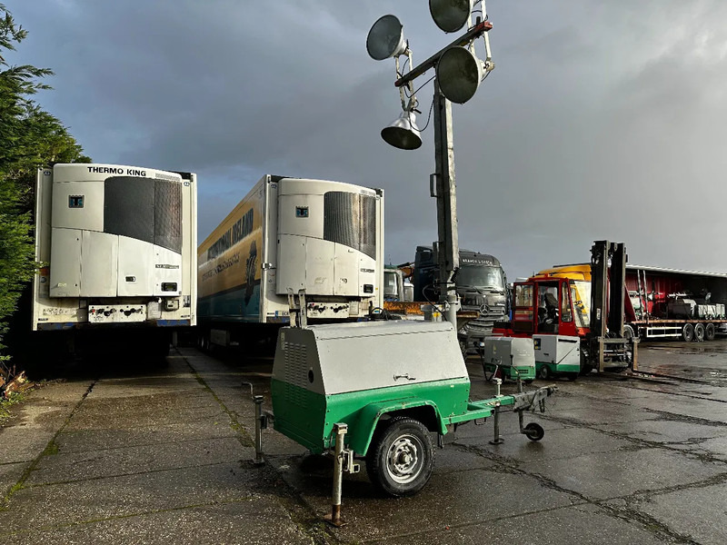 Terex AL4050 Towerlight 4X1000 Watt Lights - برج الإنارة: صورة 5 Terex AL4050 Towerlight 4X1000 Watt Lights - برج الإنارة: صورة 5