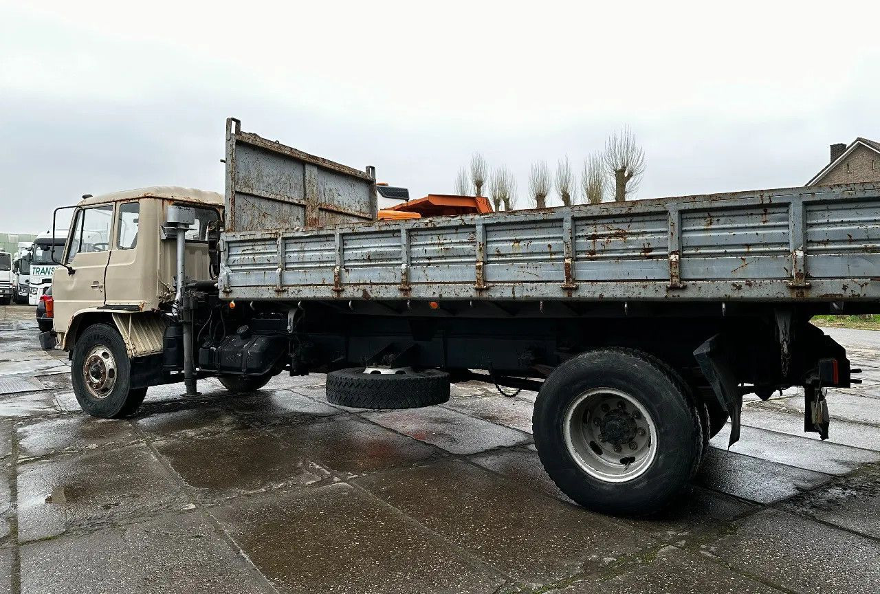 شاحنة قلاب Toyota HINO 14T 4X2 Tipper+Crane Hiab 765 Spring/Spring: صورة 9