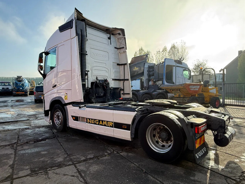 Volvo FH 13.460 4X2 Tractor-unit Spring/Air Retarder PROD2017 HB - وحدة جر: صورة 3 Volvo FH 13.460 4X2 Tractor-unit Spring/Air Retarder PROD2017 HB - وحدة جر: صورة 3