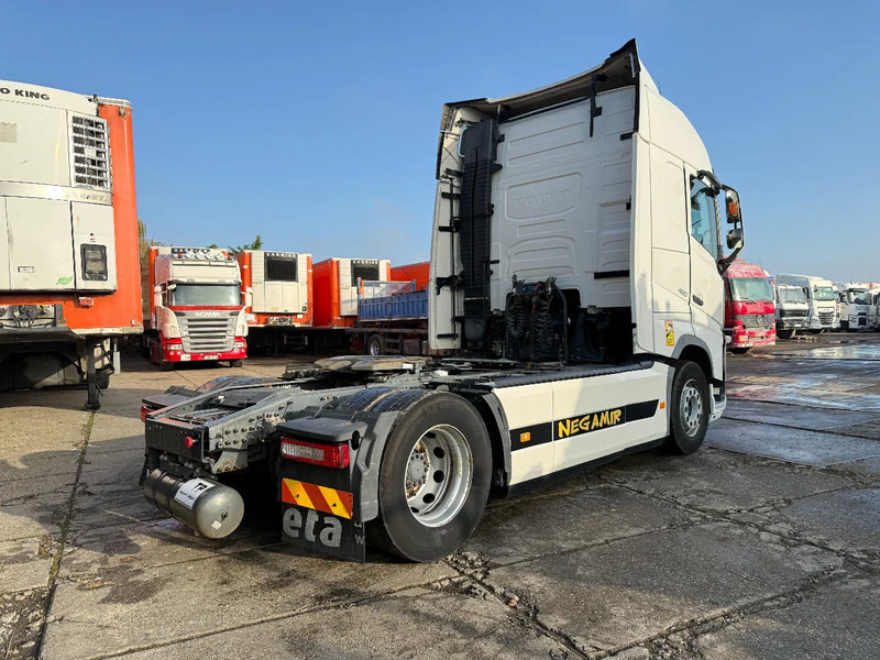 Volvo FH 13.460 4X2 Tractor-unit Spring/Air Retarder PROD2017 HB - وحدة جر: صورة 4 Volvo FH 13.460 4X2 Tractor-unit Spring/Air Retarder PROD2017 HB - وحدة جر: صورة 4