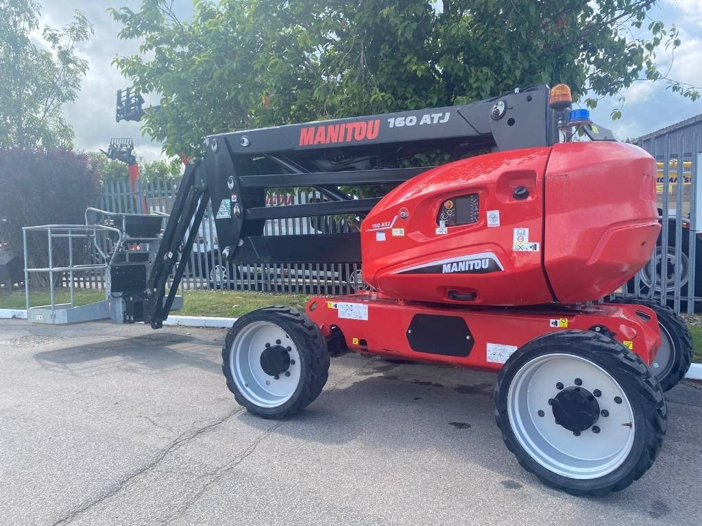 Manitou 160 ATJ - شاحنة ذراع مفصلي: صورة 1 Manitou 160 ATJ - شاحنة ذراع مفصلي: صورة 1