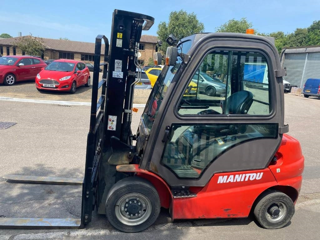Manitou Mi25D  Manitou Mi25D: صورة 7