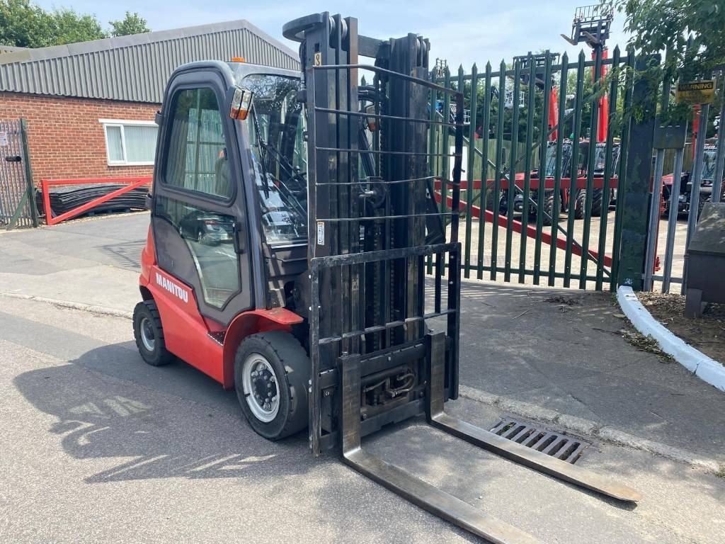 Manitou Mi25D - رافعة شوكية ديزل: صورة 2 Manitou Mi25D - رافعة شوكية ديزل: صورة 2