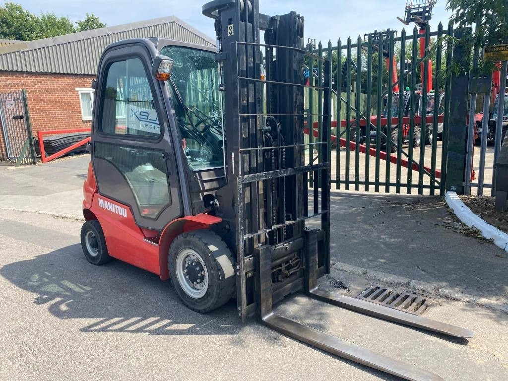 رافعة شوكية ديزل Manitou Mi25D: صورة 16 رافعة شوكية ديزل Manitou Mi25D: صورة 16