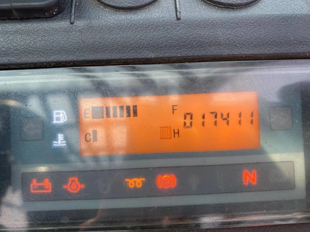 رافعة شوكية ديزل Manitou Mi25D: صورة 26 رافعة شوكية ديزل Manitou Mi25D: صورة 26