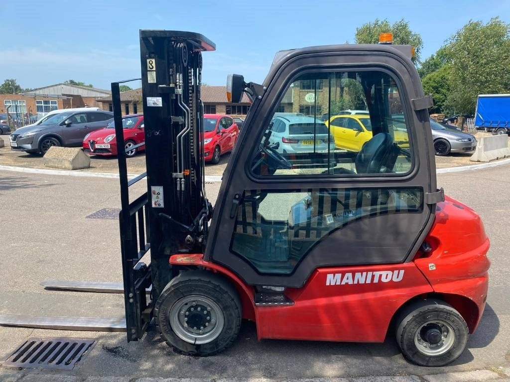 رافعة شوكية ديزل Manitou Mi25D: صورة 15 رافعة شوكية ديزل Manitou Mi25D: صورة 15