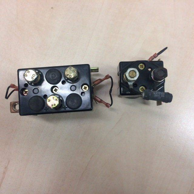 2X Contactors for Scrubber vacuum cleaner Nilfisk BR 850 - النظام الكهربائي - ماكينة تنظيف: صورة 2 2X Contactors for Scrubber vacuum cleaner Nilfisk BR 850 - النظام الكهربائي - ماكينة تنظيف: صورة 2