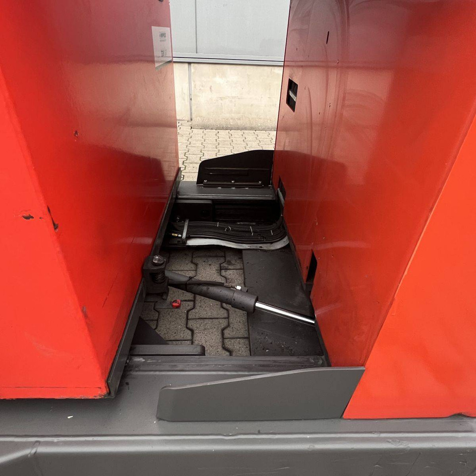 Atlet UFS250DTFVRG450 Atlet UFS250DTFVRG450: صورة 19 Atlet UFS250DTFVRG450 Atlet UFS250DTFVRG450: صورة 19