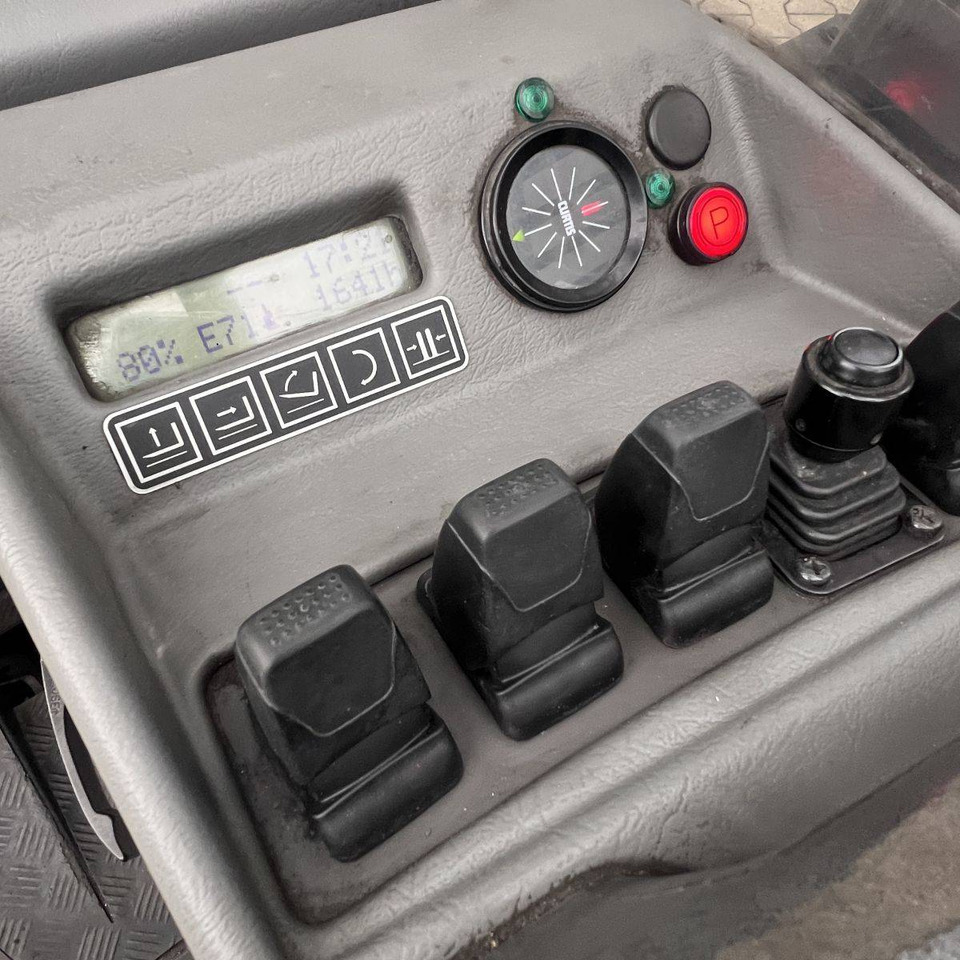 Atlet UFS250DTFVRG450 Atlet UFS250DTFVRG450: صورة 11 Atlet UFS250DTFVRG450 Atlet UFS250DTFVRG450: صورة 11