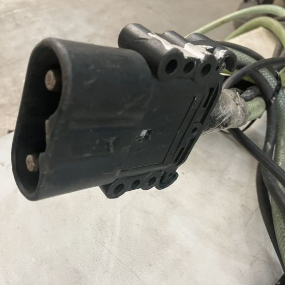 Benning 24V/50A Eurotron - النظام الكهربائي - معدات المناولة: صورة 4 Benning 24V/50A Eurotron - النظام الكهربائي - معدات المناولة: صورة 4