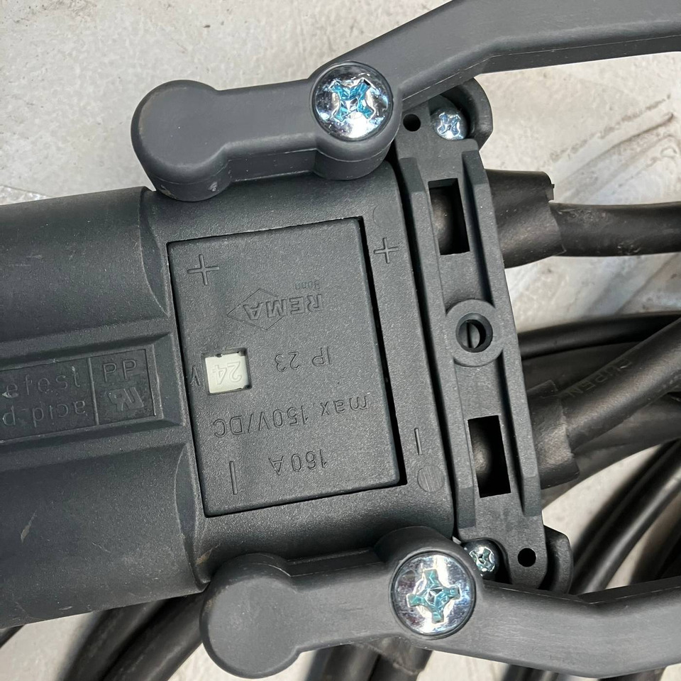 Benning E230G24/50B-FT - قطع غيار - معدات المناولة: صورة 3 Benning E230G24/50B-FT - قطع غيار - معدات المناولة: صورة 3