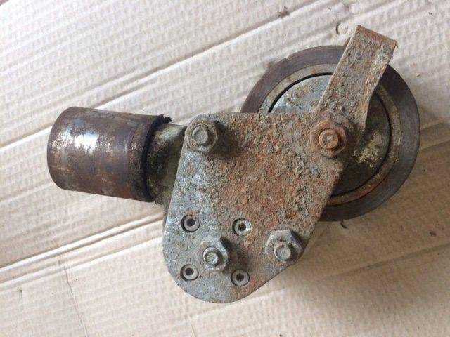 Castor LSZF-SETH 100K-360 Blickle Still EGU, 24V - مقود - معدات المناولة: صورة 3 Castor LSZF-SETH 100K-360 Blickle Still EGU, 24V - مقود - معدات المناولة: صورة 3